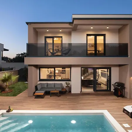 Lumea - Brend New 4-bedroom With Pool Villa *