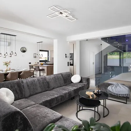 别墅 Lumea - Brend New 4-bedroom With Pool