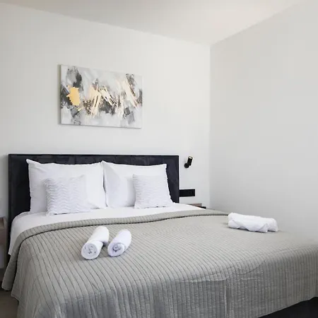 Lumea - Brend New 4-bedroom With Pool Villa Pula