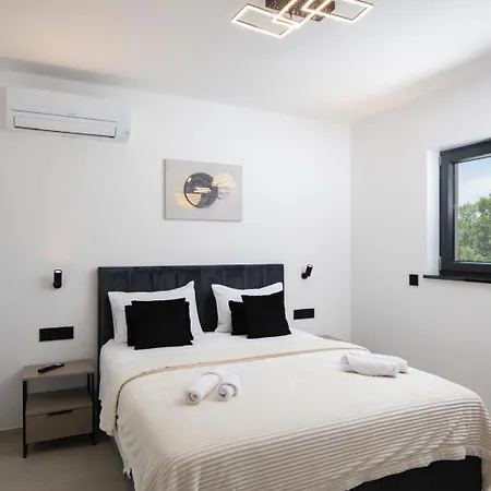 Lumea - Brend New 4-bedroom With Pool Willa *